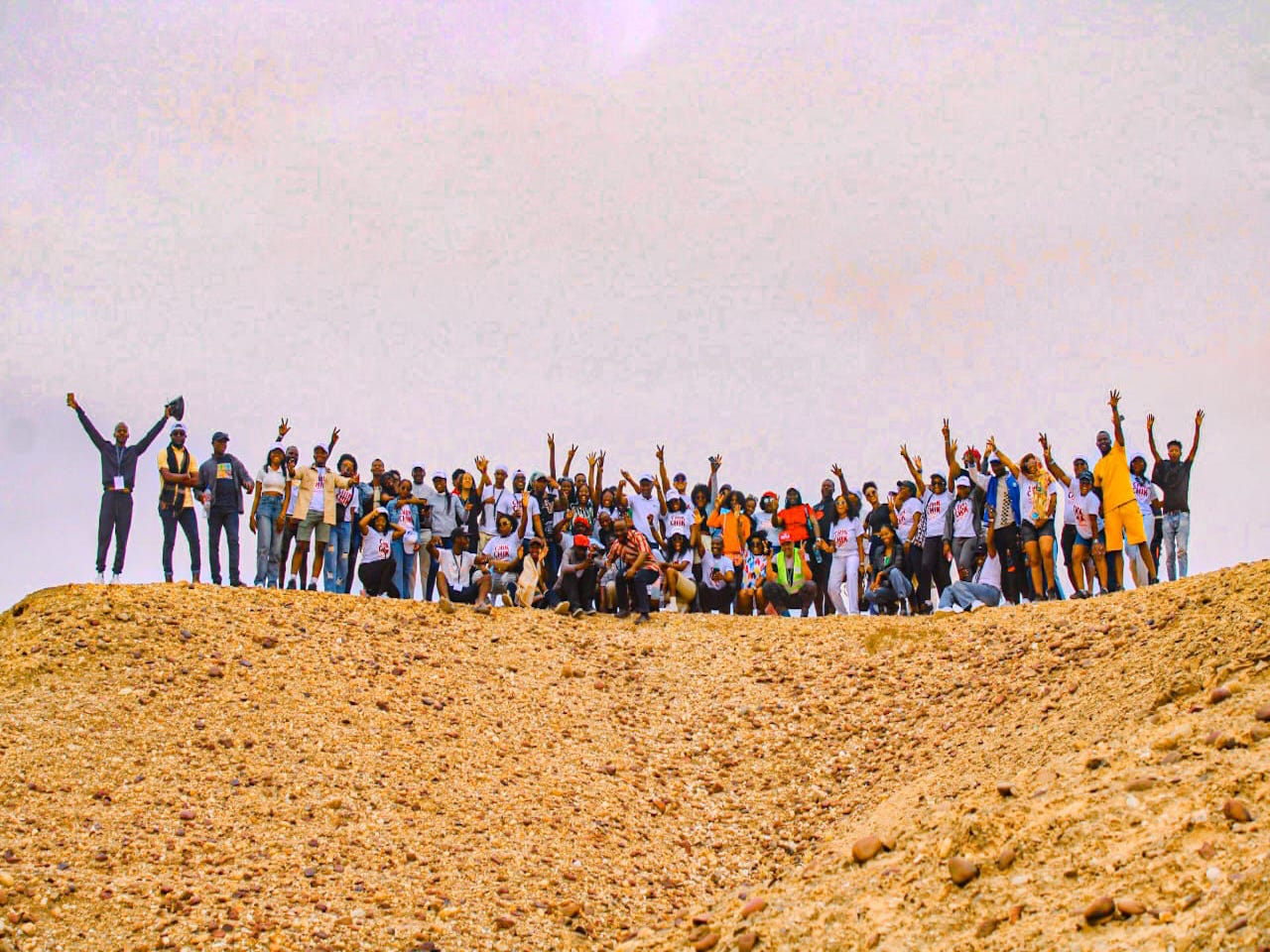 Deserto com pessoas